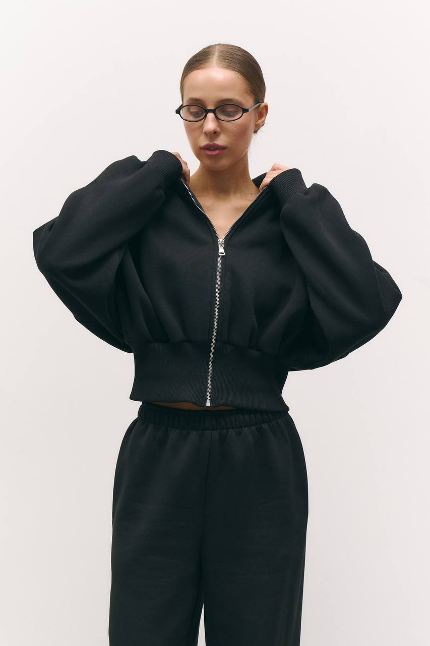 Костюм з утепленням із приталеною резинкою чорний