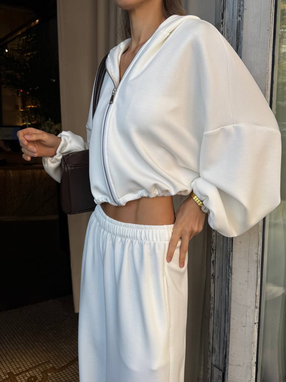 Костюм молочний