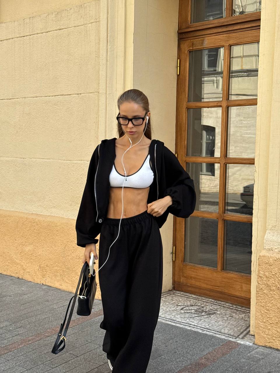 Костюм чорний