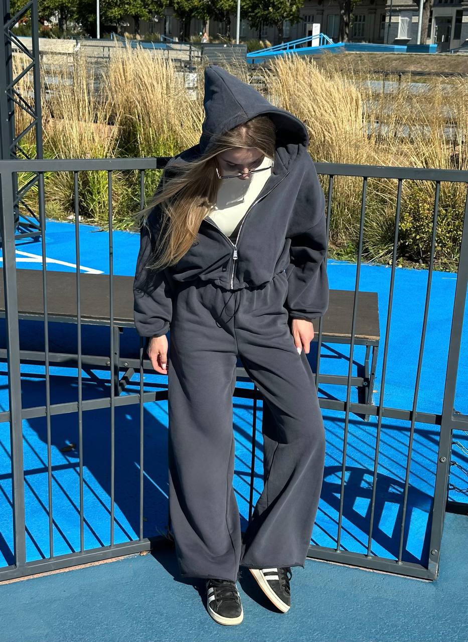 Костюм на затяжках