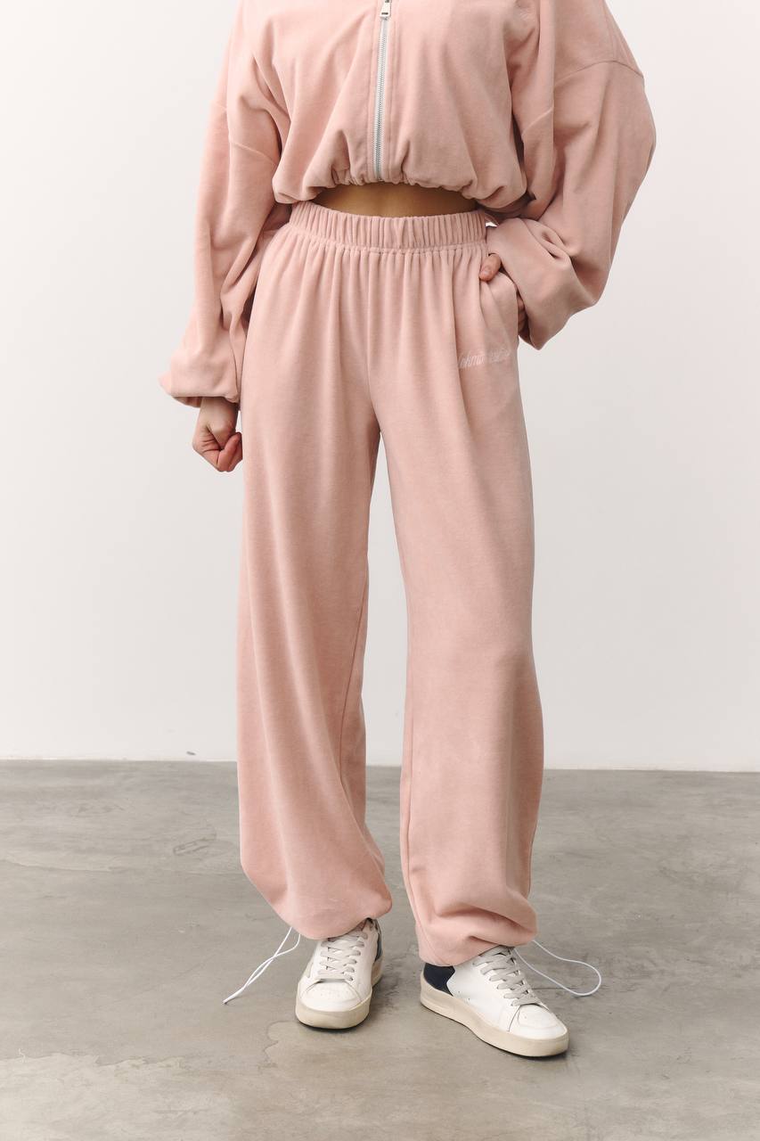 Костюм велюровий пудра