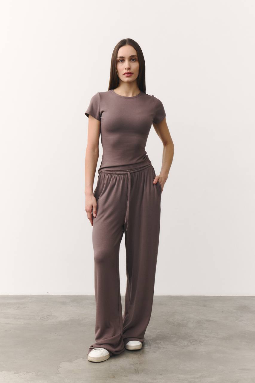 Костюм з мʼякої віскози шоколад