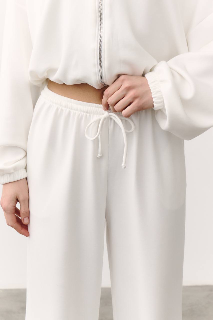 Штани прямі «soft touch» молочні