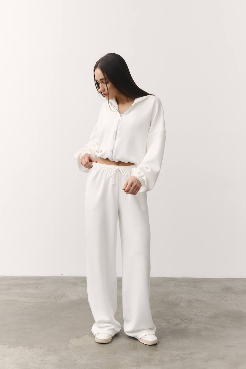 Штани прямі «soft touch» молочні