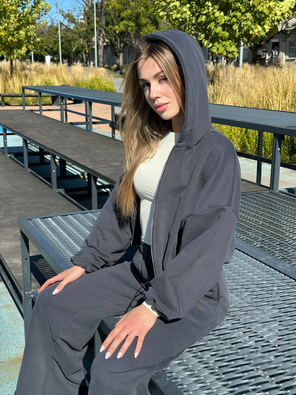 Зіп-худі на завʼязках темно-синій