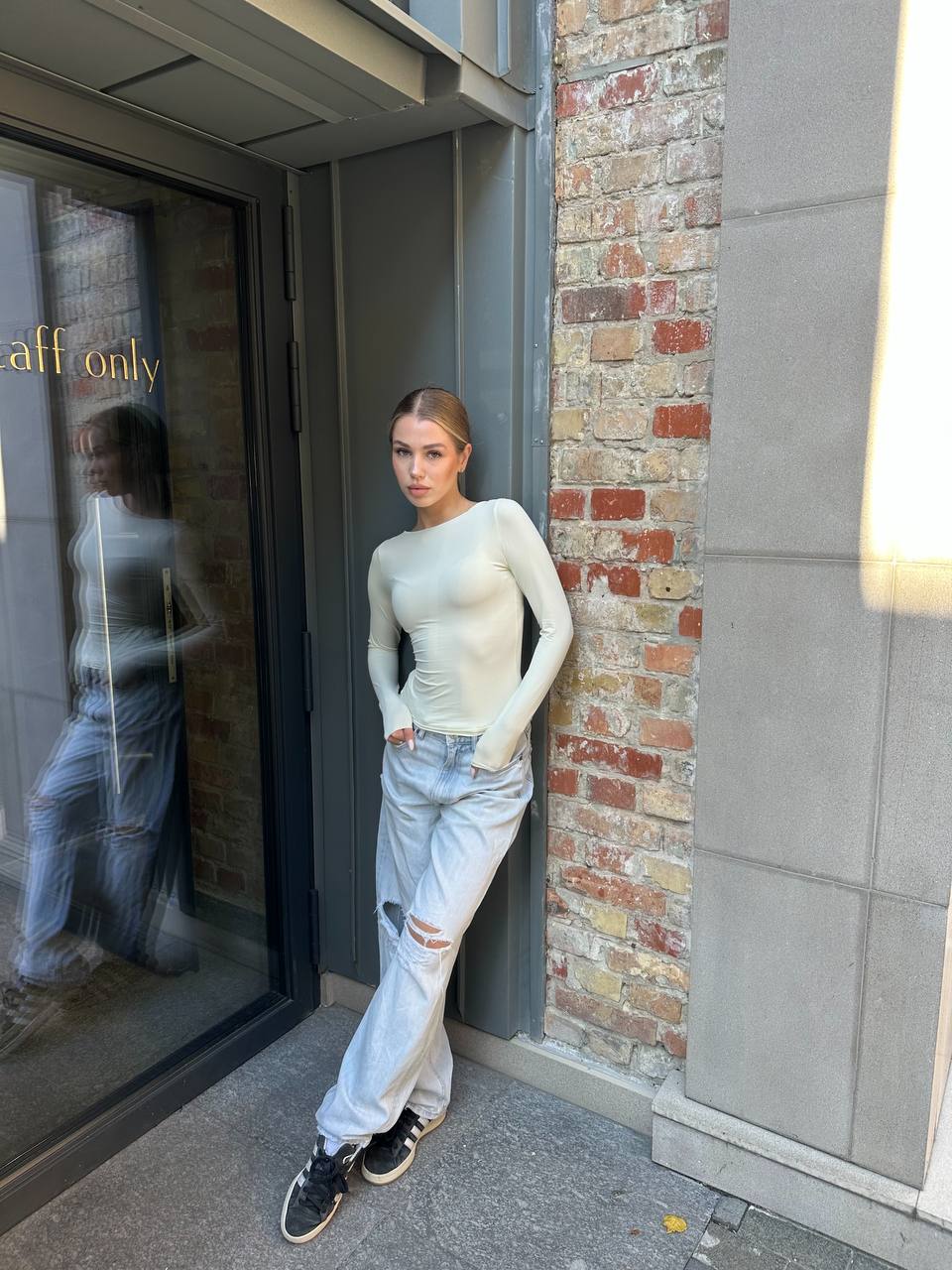 Лонгслів з ефектом “second skin” молочний