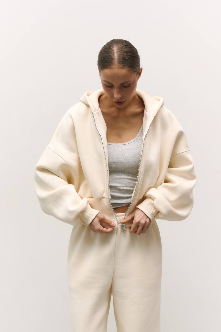 Костюм з утепленням із приталеною резинкою вершкове масло