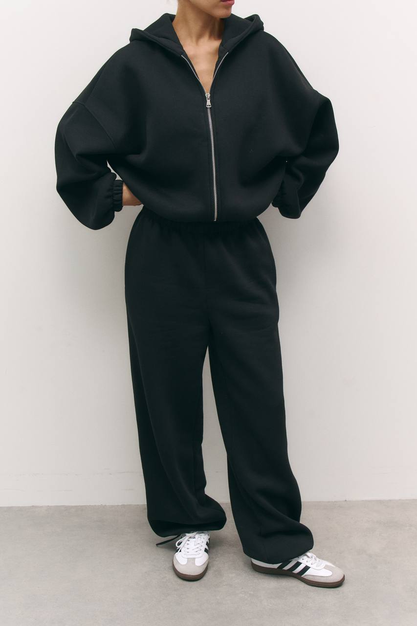 Костюм з утепленням на затяжках чорний