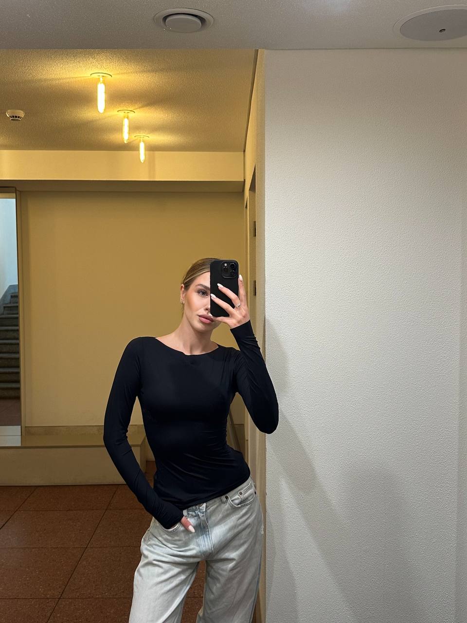 Лонгслів з ефектом “second skin” чорний