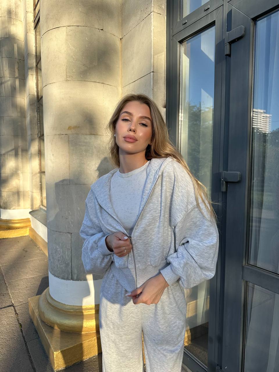 Костюм із приталеною резинкою меланж