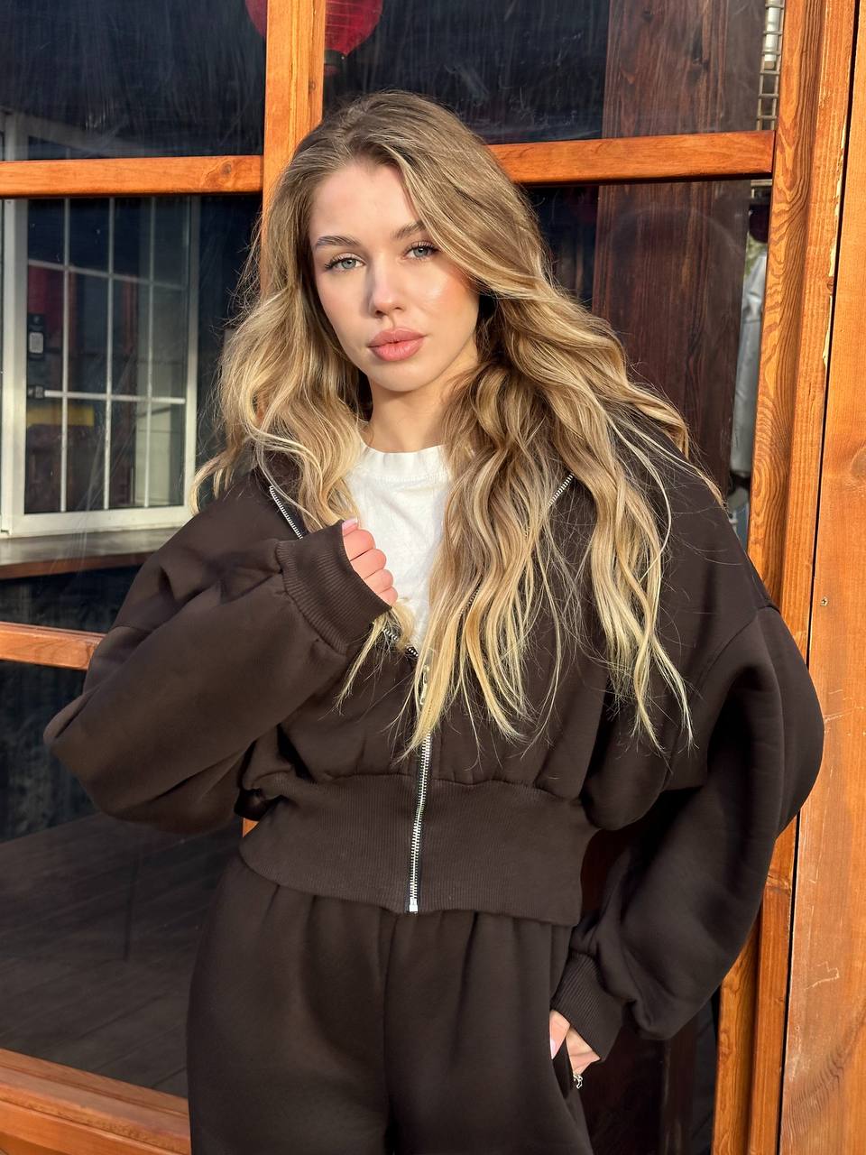 Костюм з утепленням із приталеною резинкою гіркий шоколад