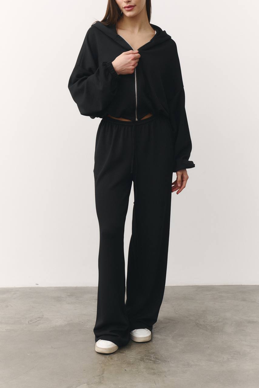 Штани прямі  «soft touch» чорні