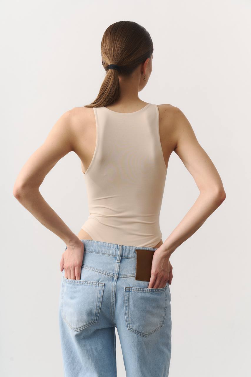 Боді high neck бежевий